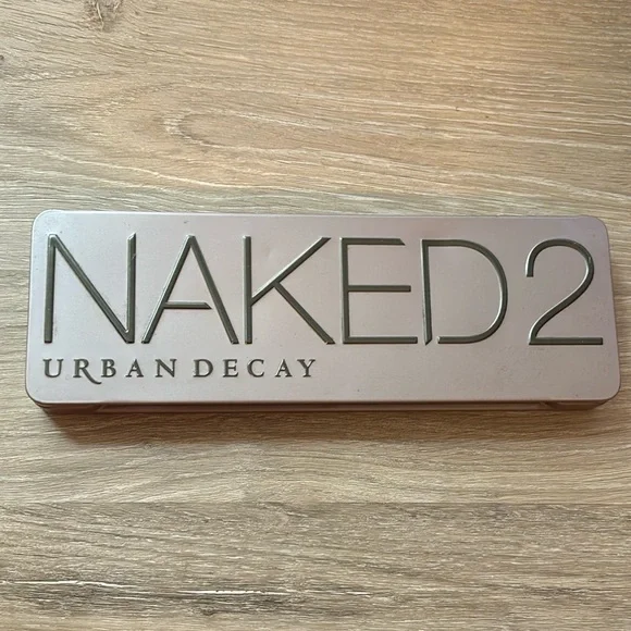 Urban Decay Naked 2 Palette - Picture 5 of 5
